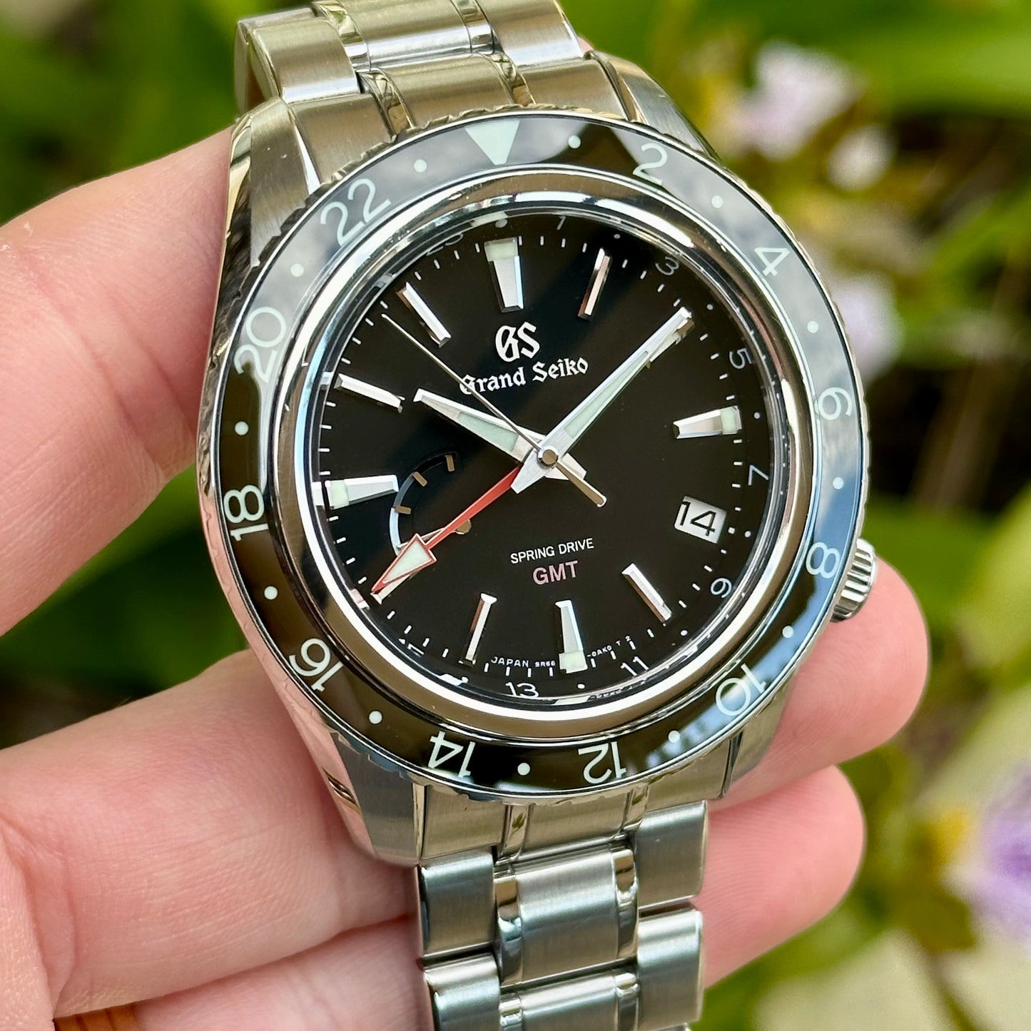 GMT Spring Drive Ref SBGE201G 2019