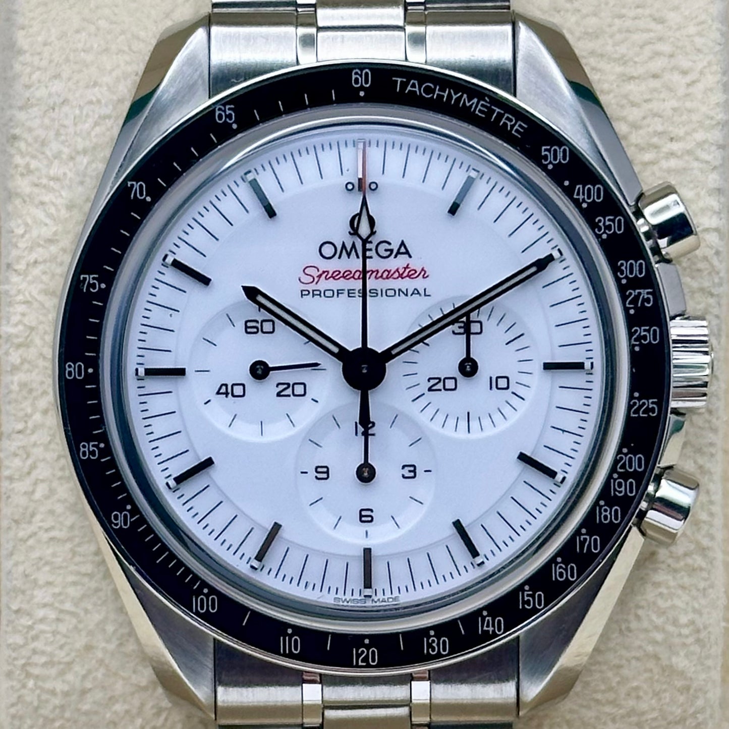 Speedmaster Professional Moonwatch Sapphire White Ref 310.30.42.50.04.001 2024