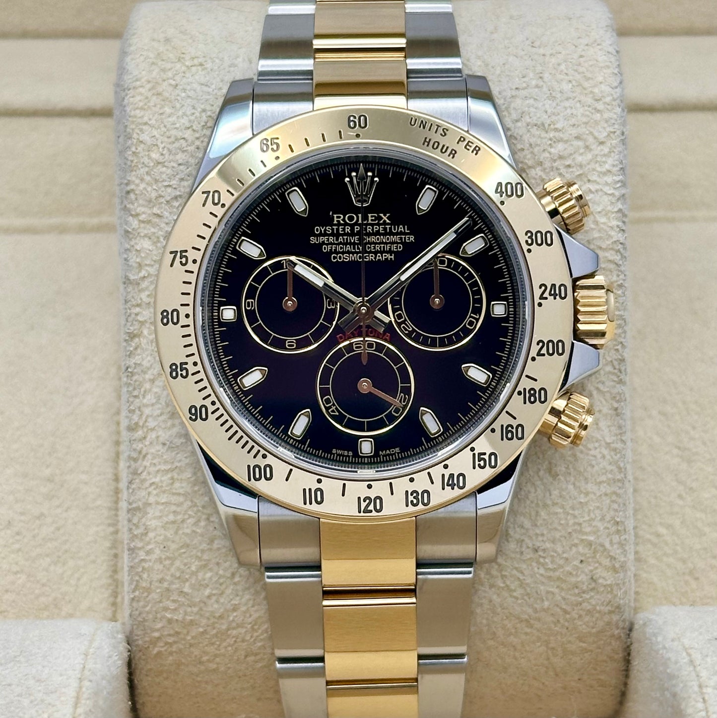 Cosmograph Daytona Black Dial 18K Yellow Gold Ref 116523 2014