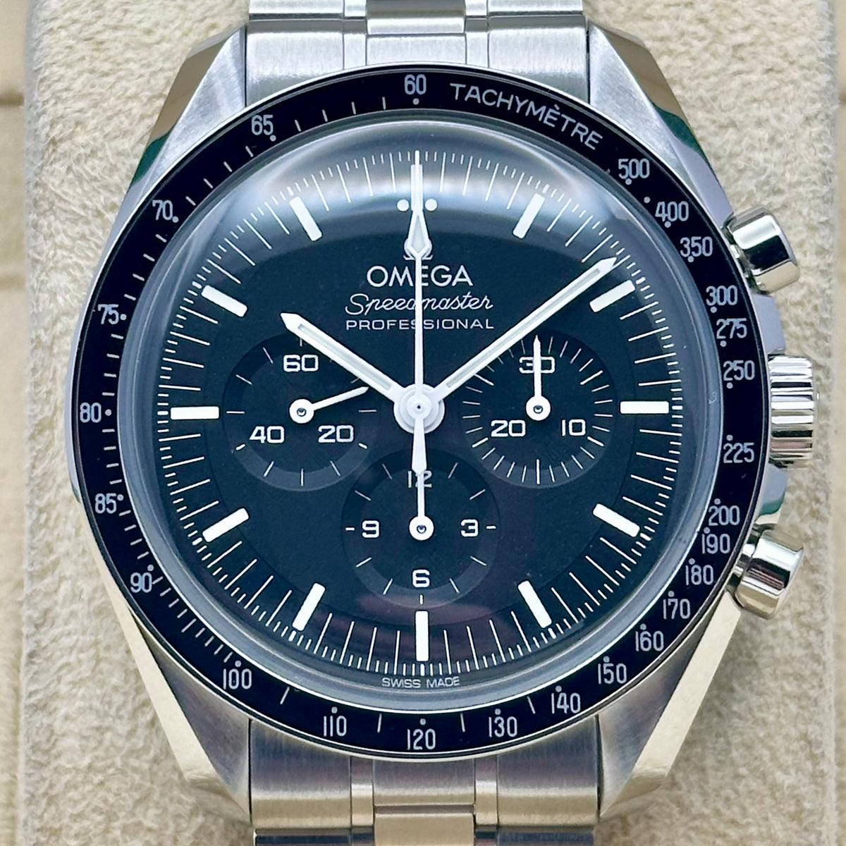 Speedmaster Professional Moonwatch Hesalite Ref 310.30.42.50.01.001 2026