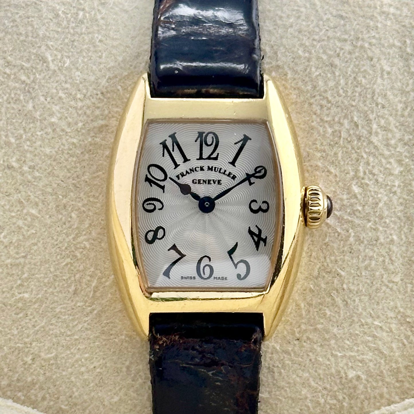 Curvex Petit 18K Yellow Gold Ref 2500 MC 1998