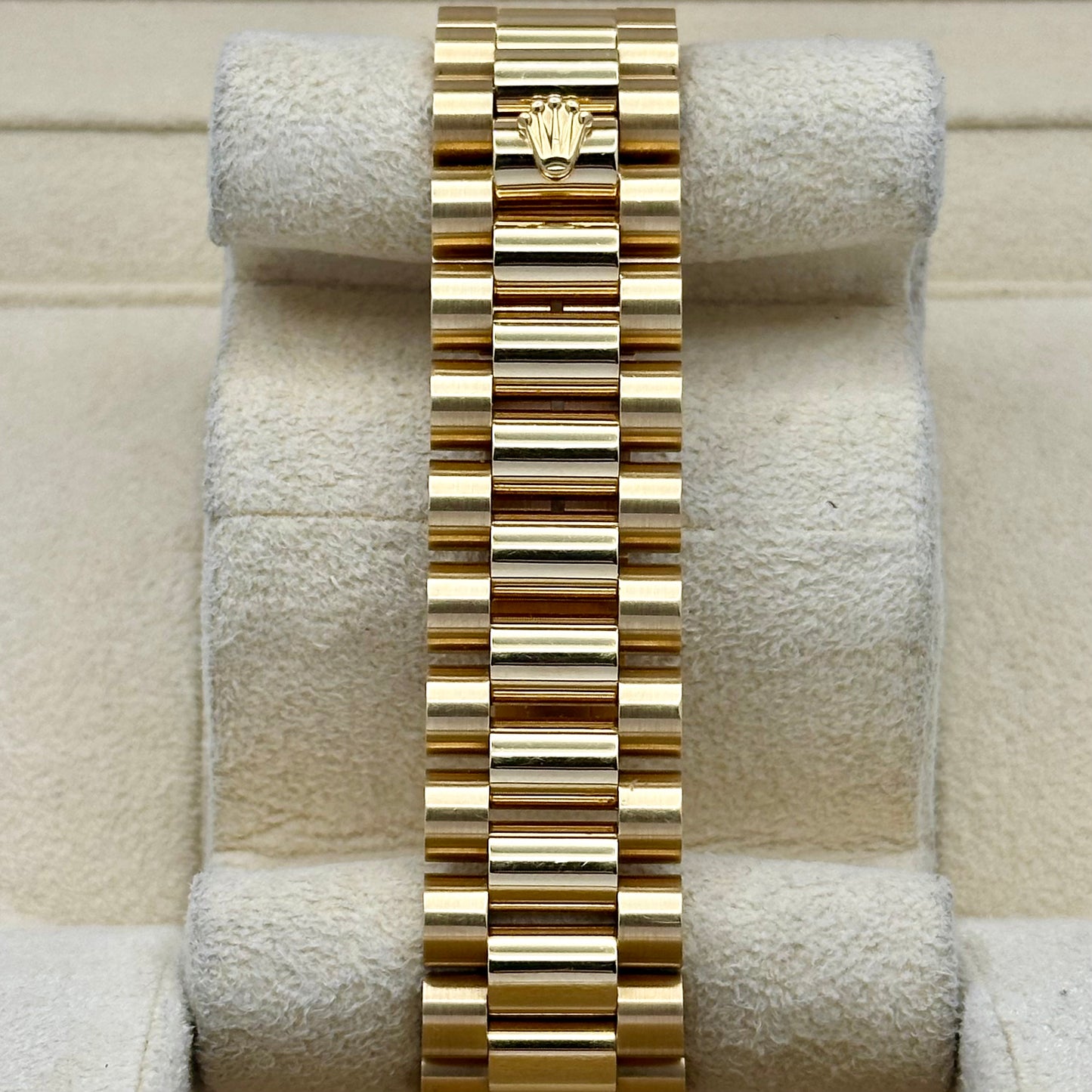 Day-Date 36 Sunburst Blue Diamond 18K Yellow Gold Ref 18238