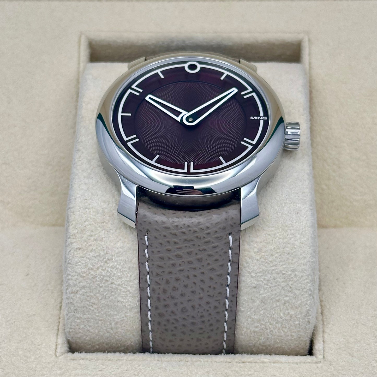 Ming Burgundy Ref 17.09 2025