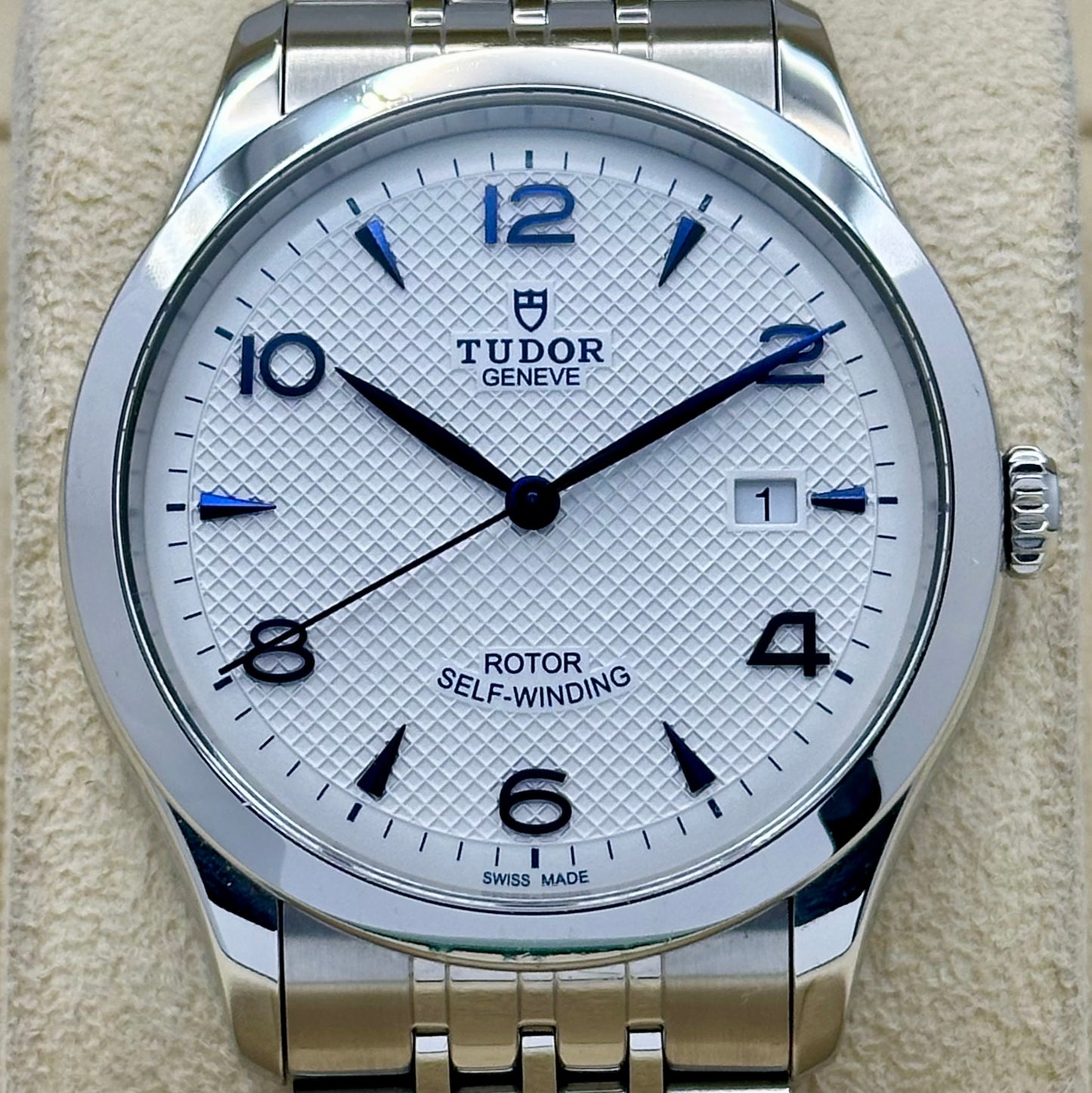 1926 Blue M91650 2024