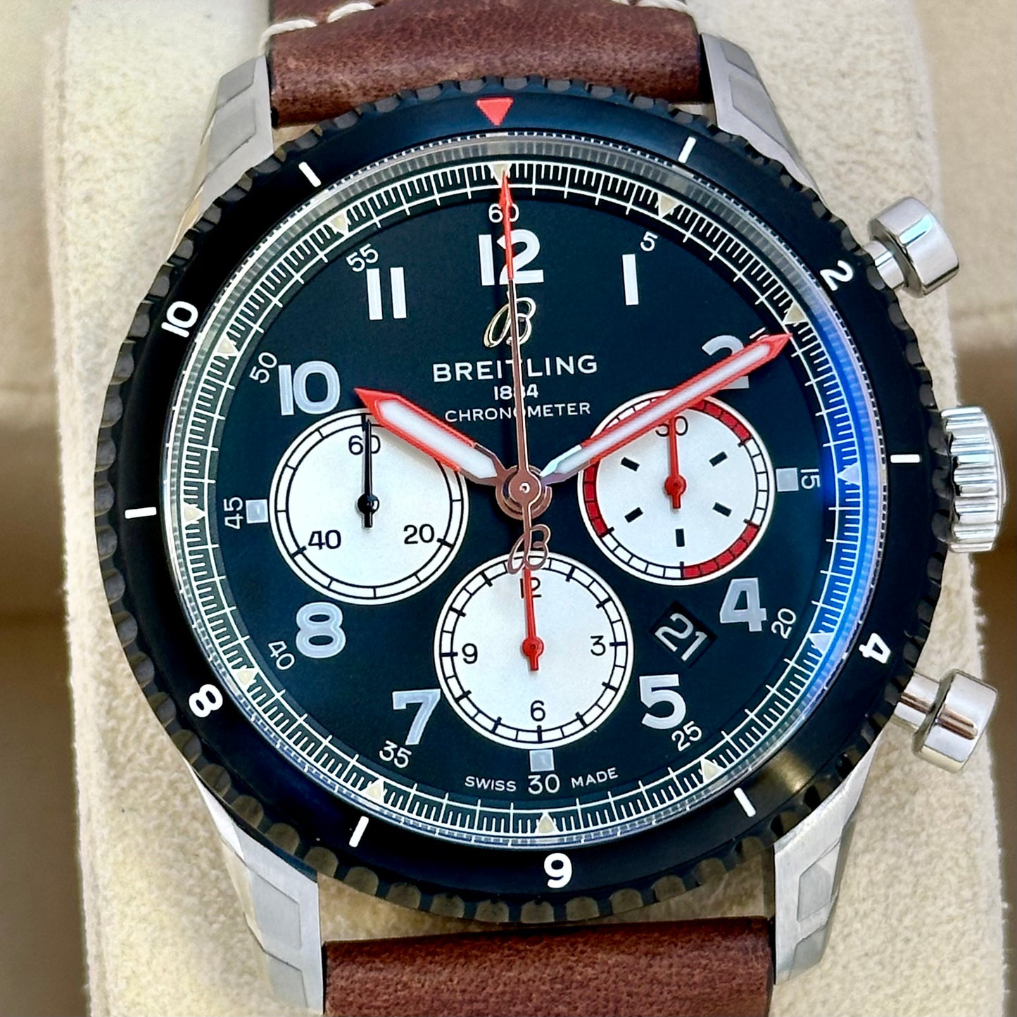 Aviator 8 B01 Chronograph 43 Mosquito Ref AB01194A1B1X2 2019