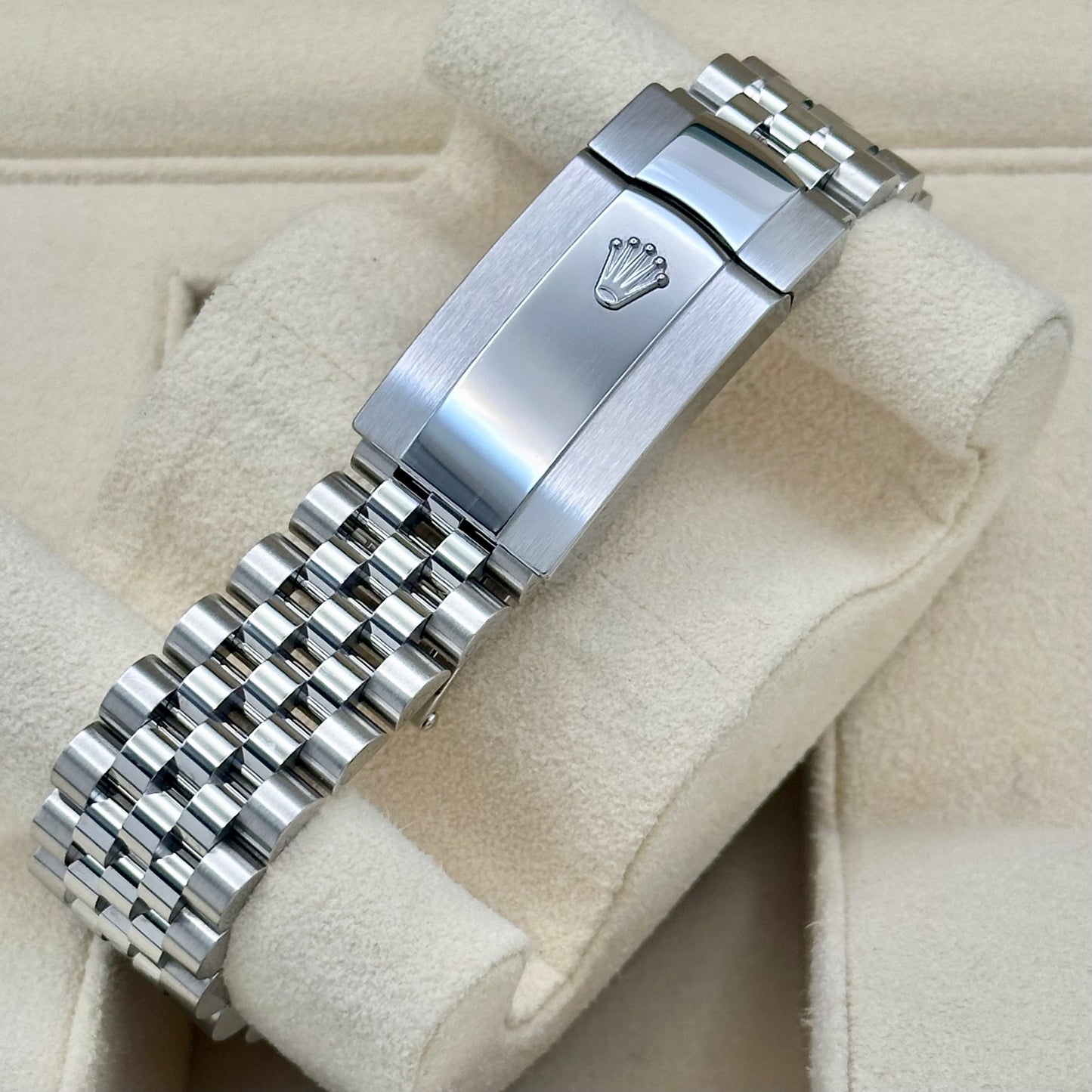 Datejust 41 Mint Green Jubilee Ref 126300 2025