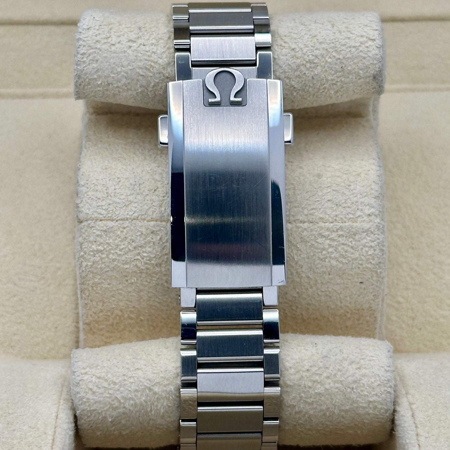 Speedmaster First Omega In Space Ref 
310.30.40.50.06.001 2025