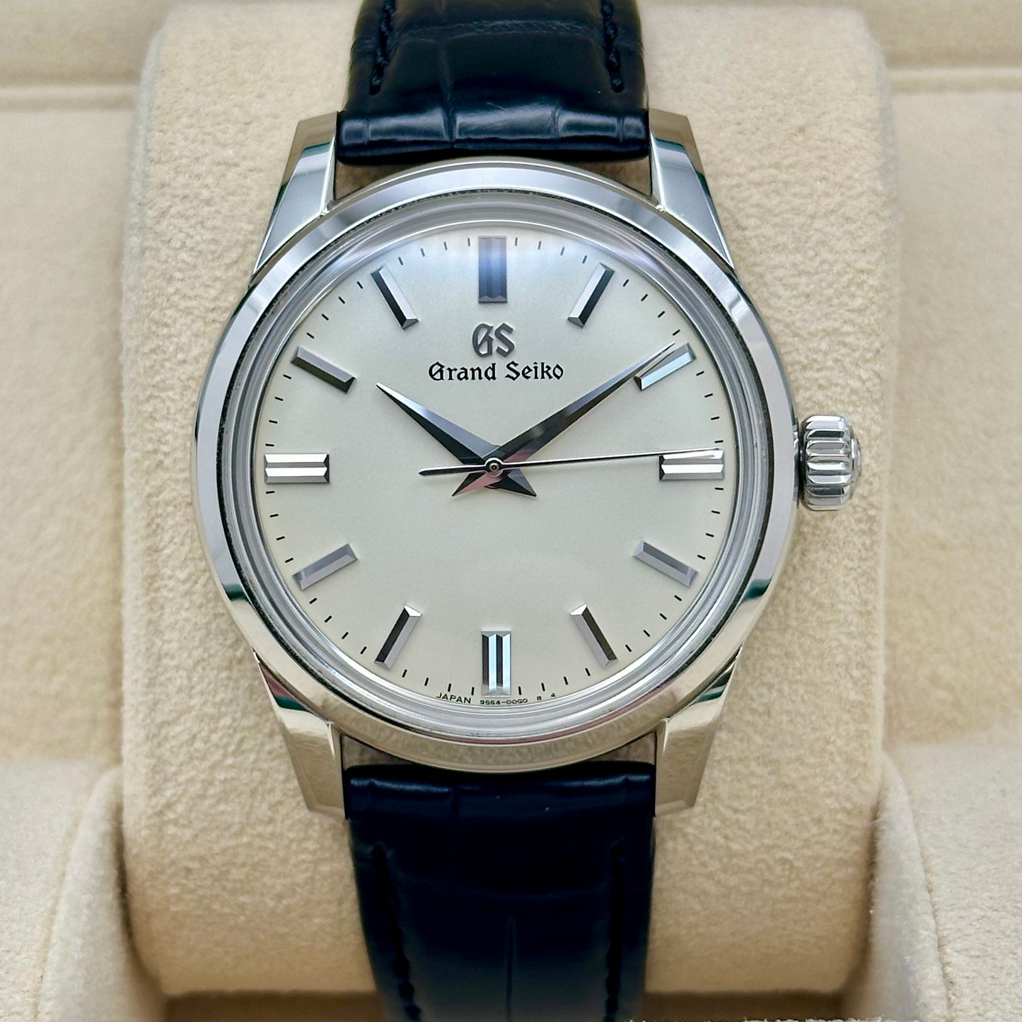 Elegance Collection Off-White Manual Winding Ref SBGW301G