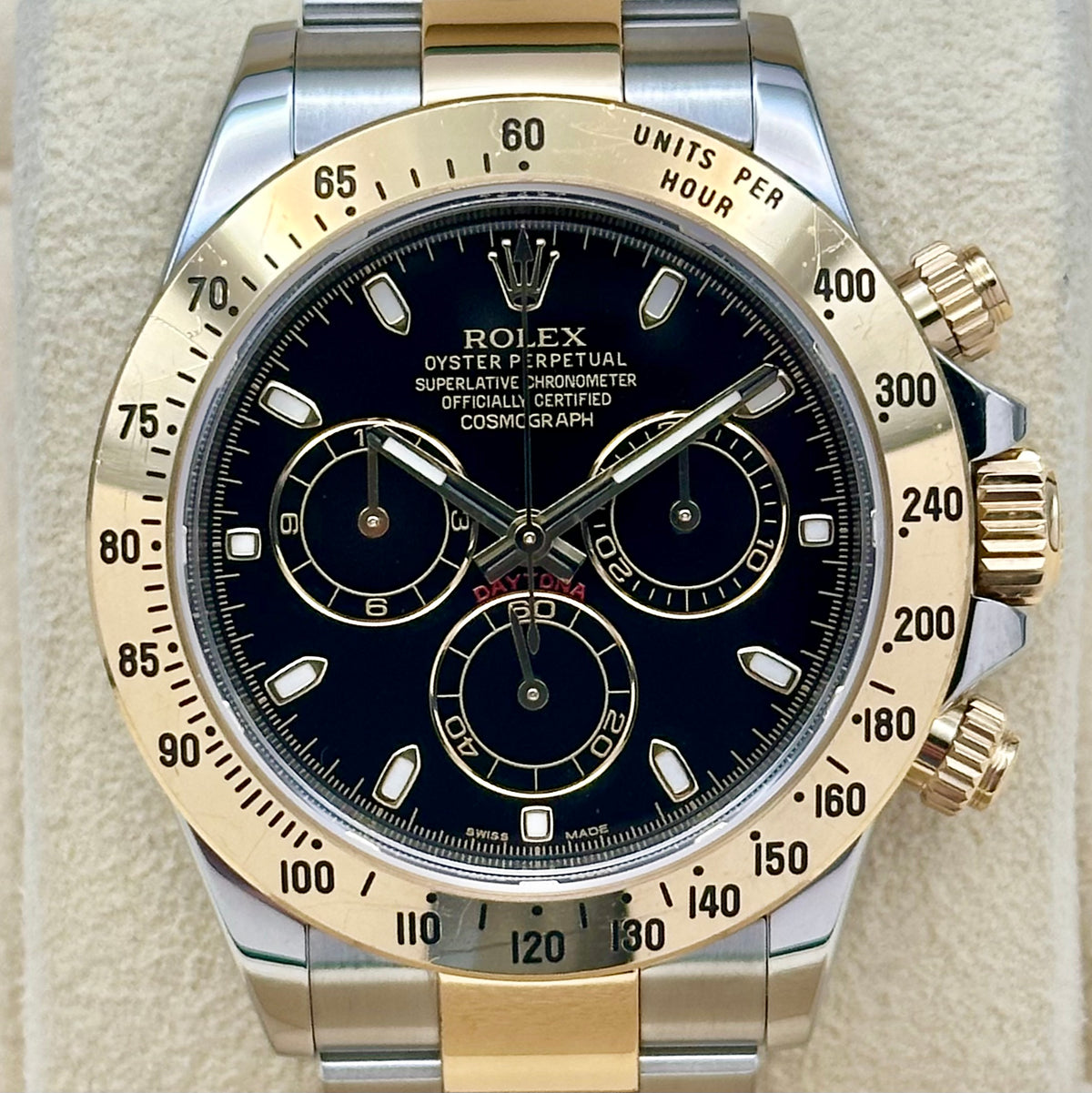Cosmograph Daytona Black Dial 18K Yellow Gold Ref 116523 2014