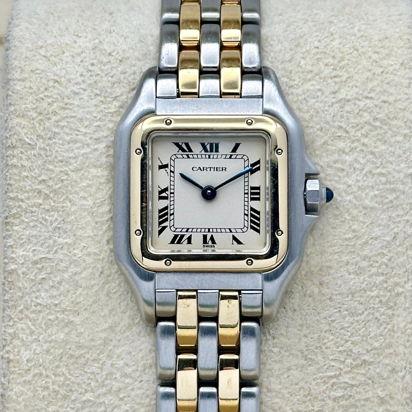 Panthére Small Two Row 18K Yellow Gold White Romans Ref 166921