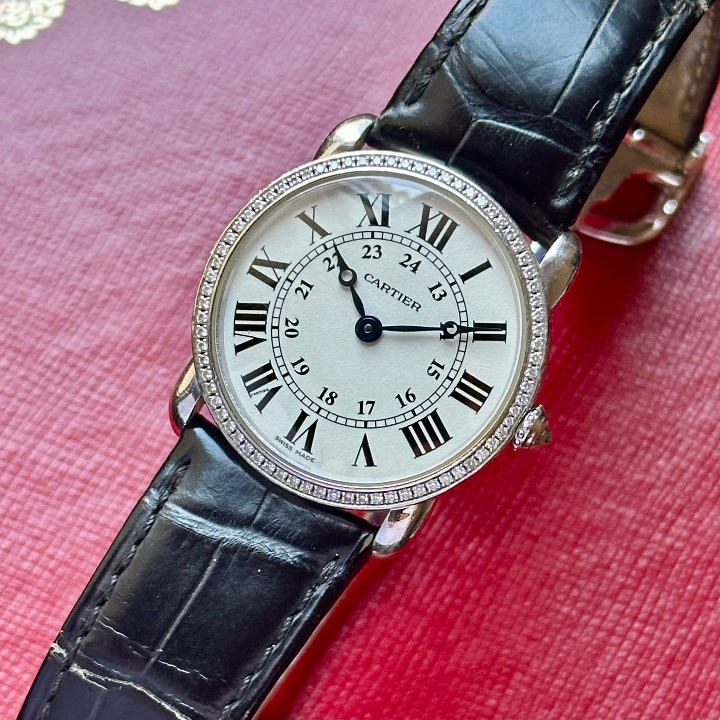 Ronde Louis Cartier Factory Diamond Bezel 18K White Gold Ref 2887