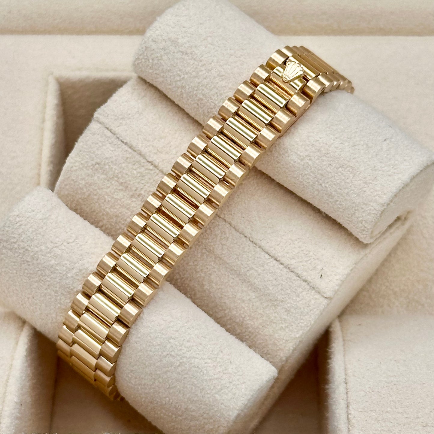 Lady-Datejust 26 Champagne String Diamond 18K Yellow Gold President Ref 69178
