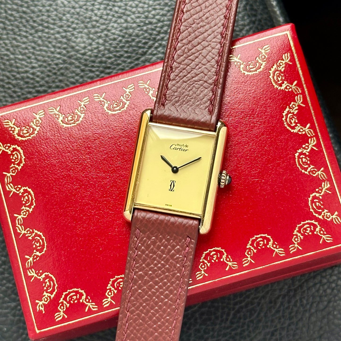 Tank Must Large Lemon Dial Manual Winding