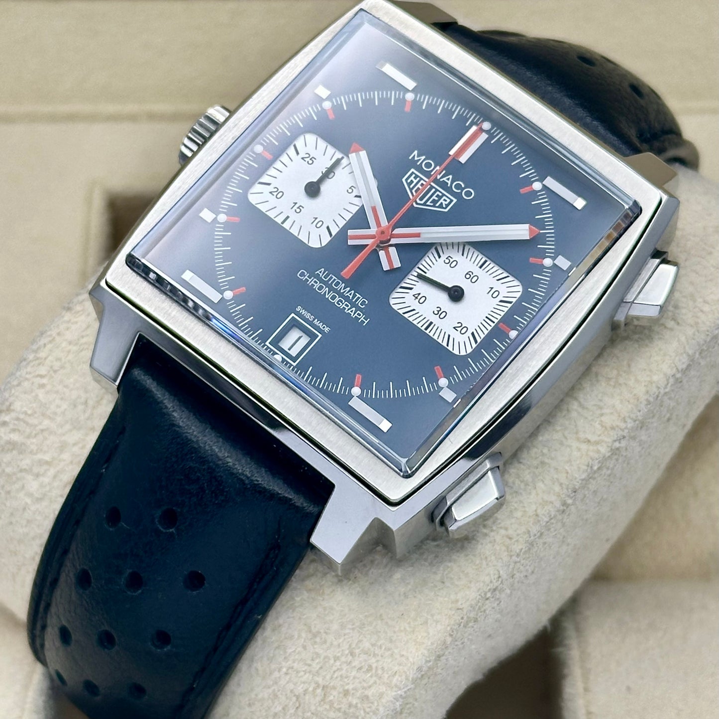 Monaco Chronograph Steve McQueen Ref CAW211P