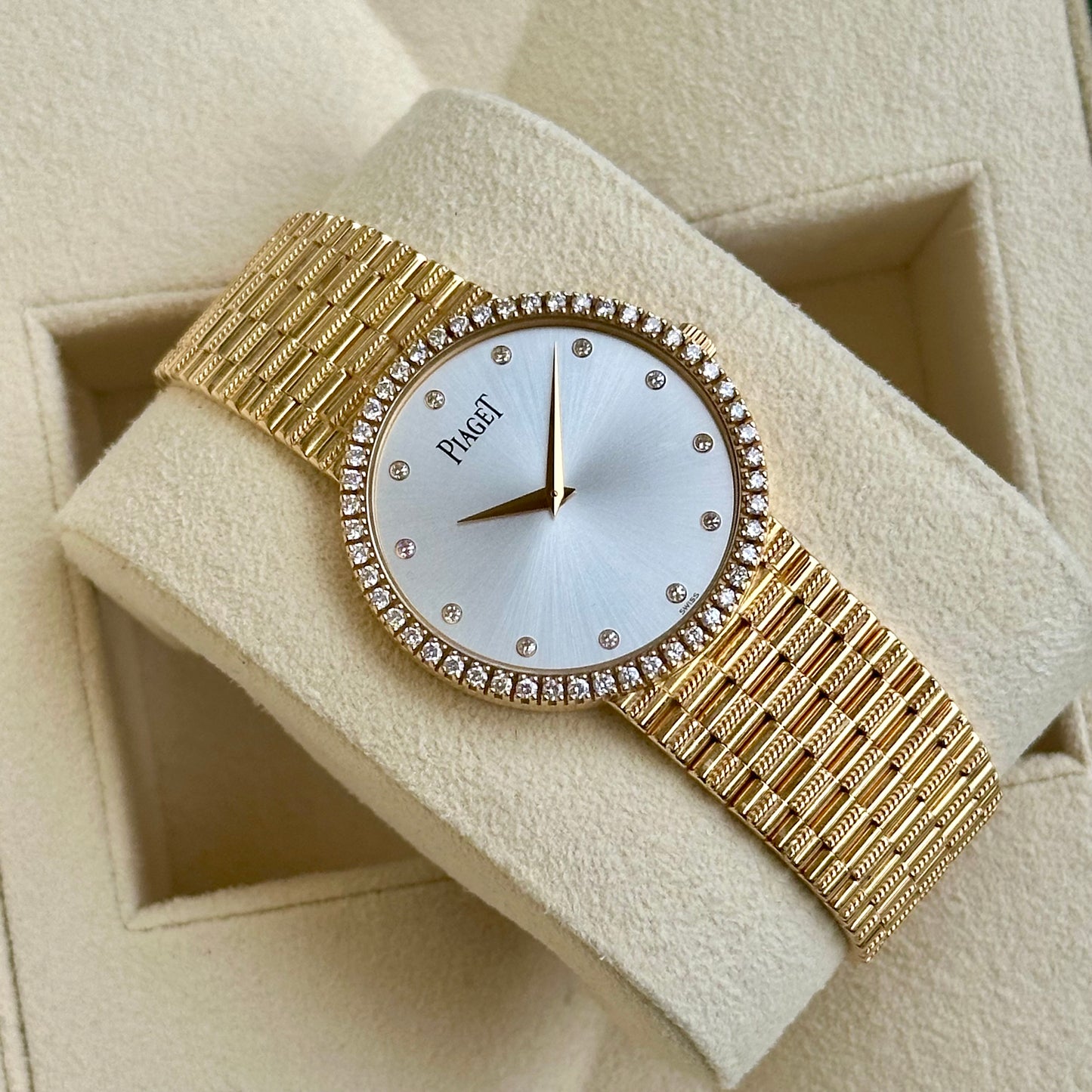 Dancer 18K Rose Gold Diamond Bezel Ref P10491