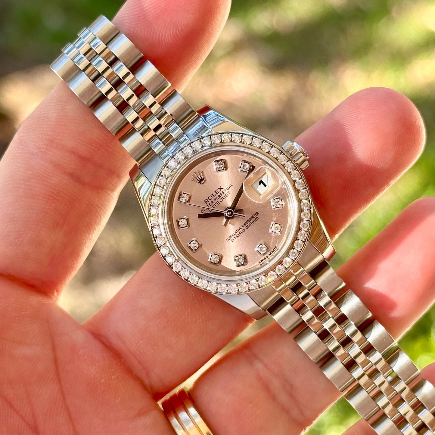 Lady-Datejust 26 Factory Diamond Bezel Sunburst Pink Diamond Dial Ref 179384 2015