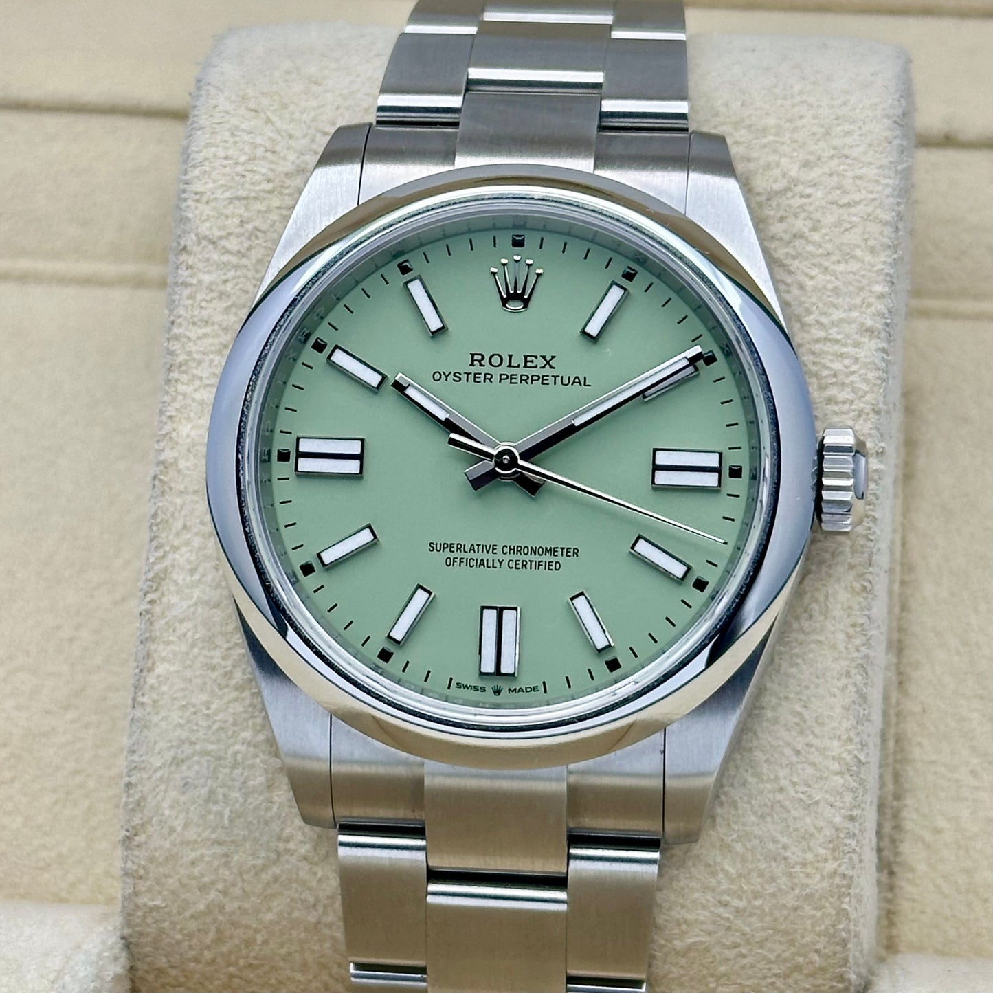 Oyster Perpetual 41 Pistachio Dial Ref 134300 2025
