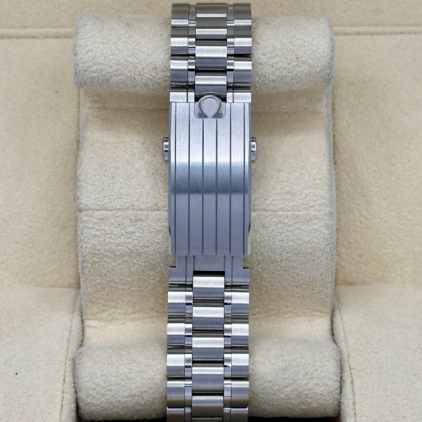 (ON HOLD) Speedmaster Professional Sapphire Sandwich Ref 310.30.42.50.01.002 2022