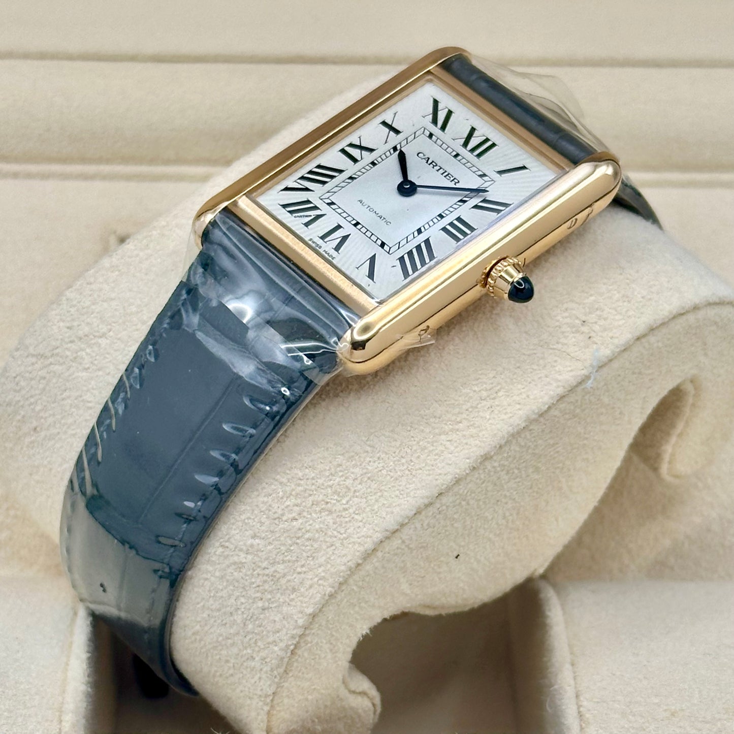 Tank Louis Cartier Large White Romans 18K Yellow Gold Automatic Ref WGTA0357 2026