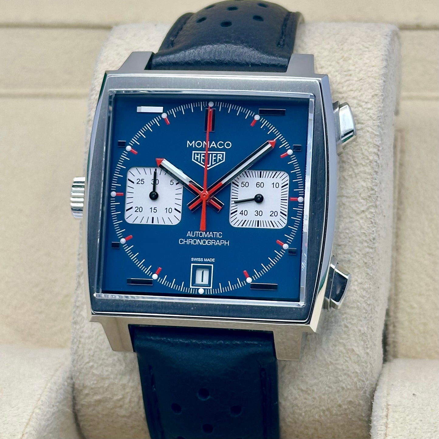 Monaco Chronograph Steve McQueen Ref CAW211P
