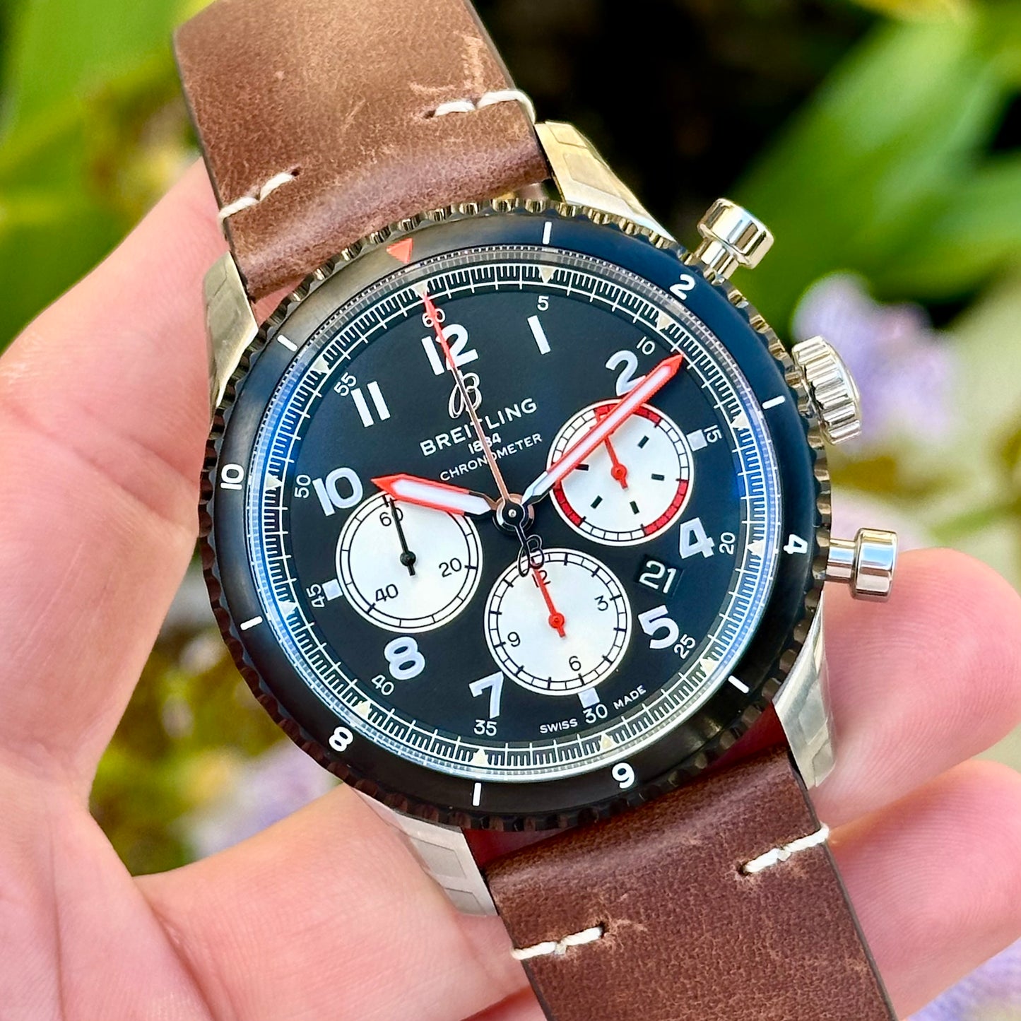 Aviator 8 B01 Chronograph 43 Mosquito Ref AB01194A1B1X2 2019