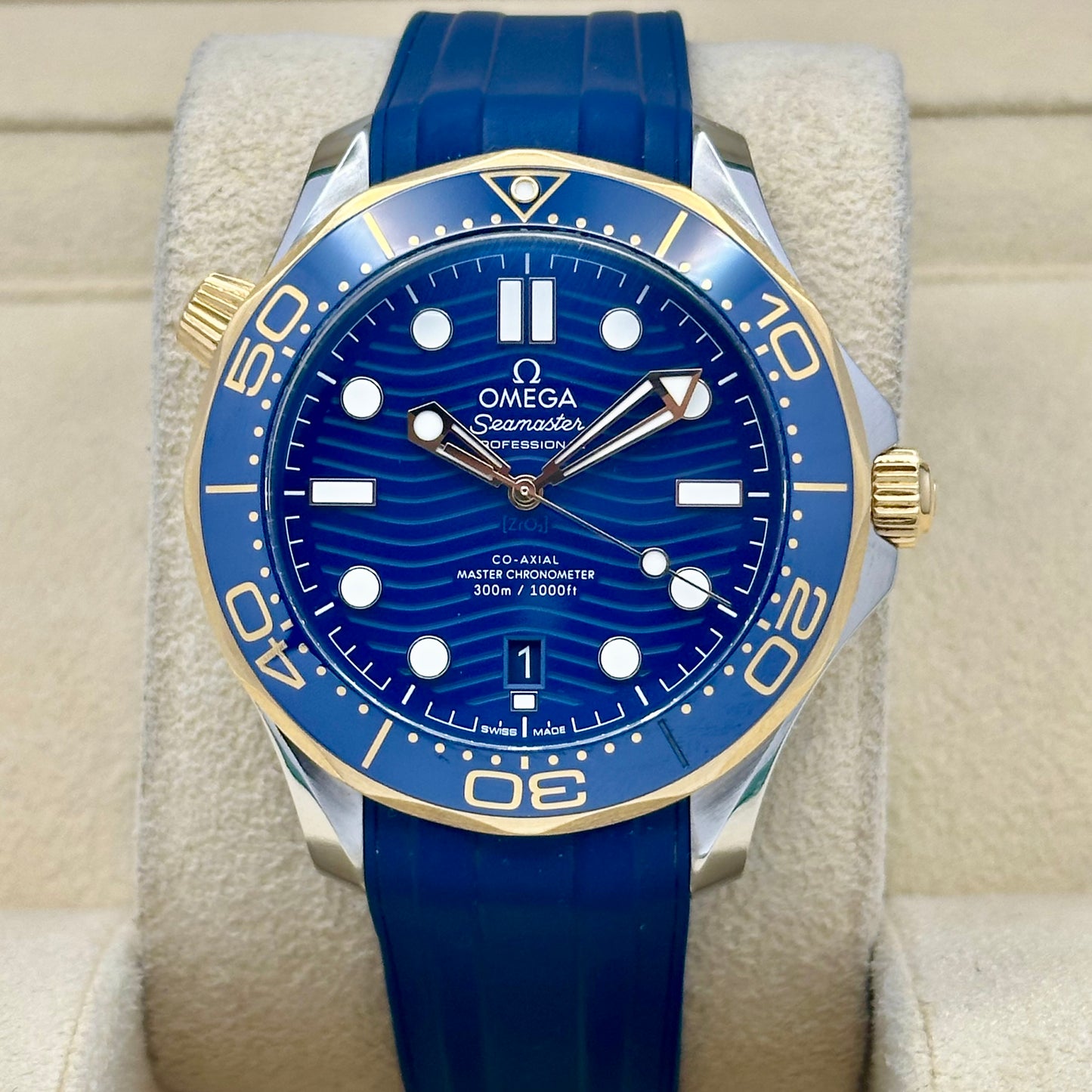 Seamaster 300 Blue 18K Yellow Gold Ref 210.22.42.20.03.001 2023