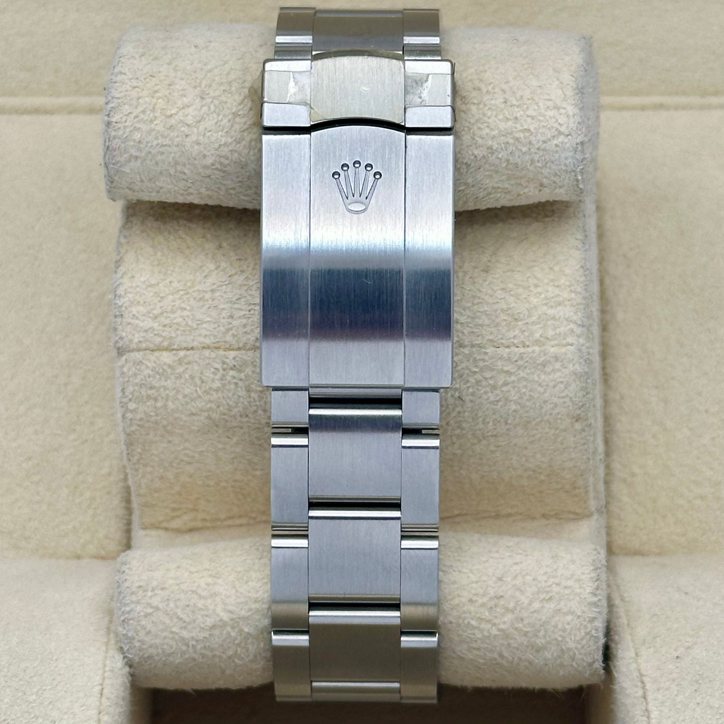 Oyster Perpetual 41 Beige Dial Ref 134300 2025