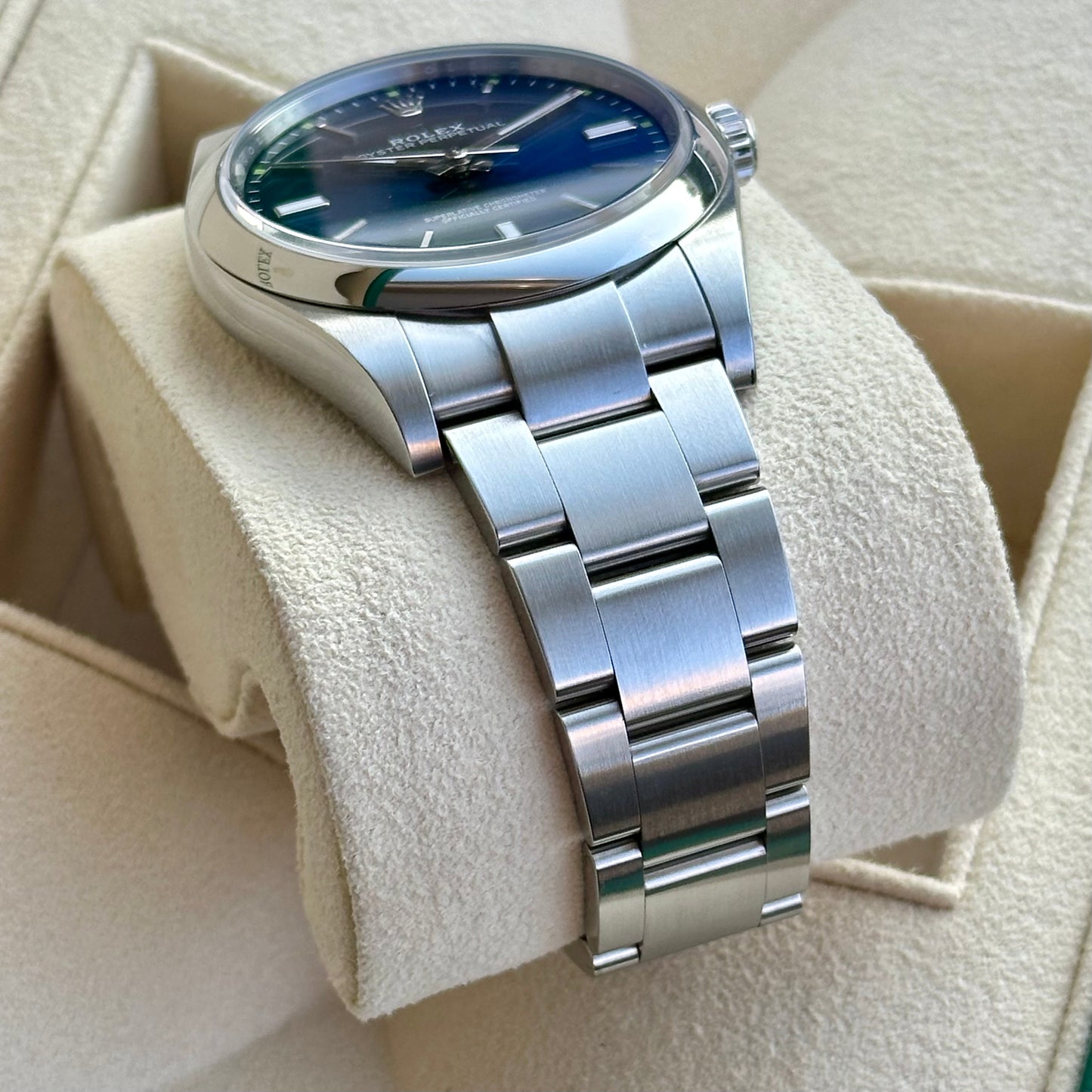 Oyster Perpetual 39 Ref 114300 2016