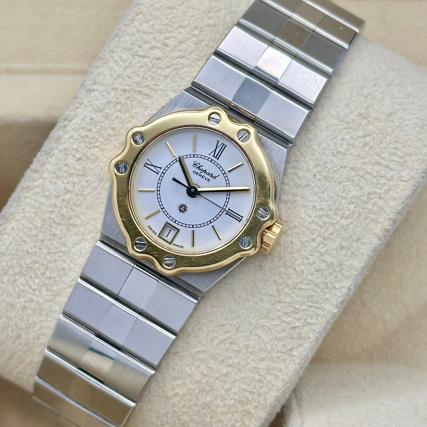 St. Mortiz Small White Romans 18K Yellow Gold Bezel Ref 8024