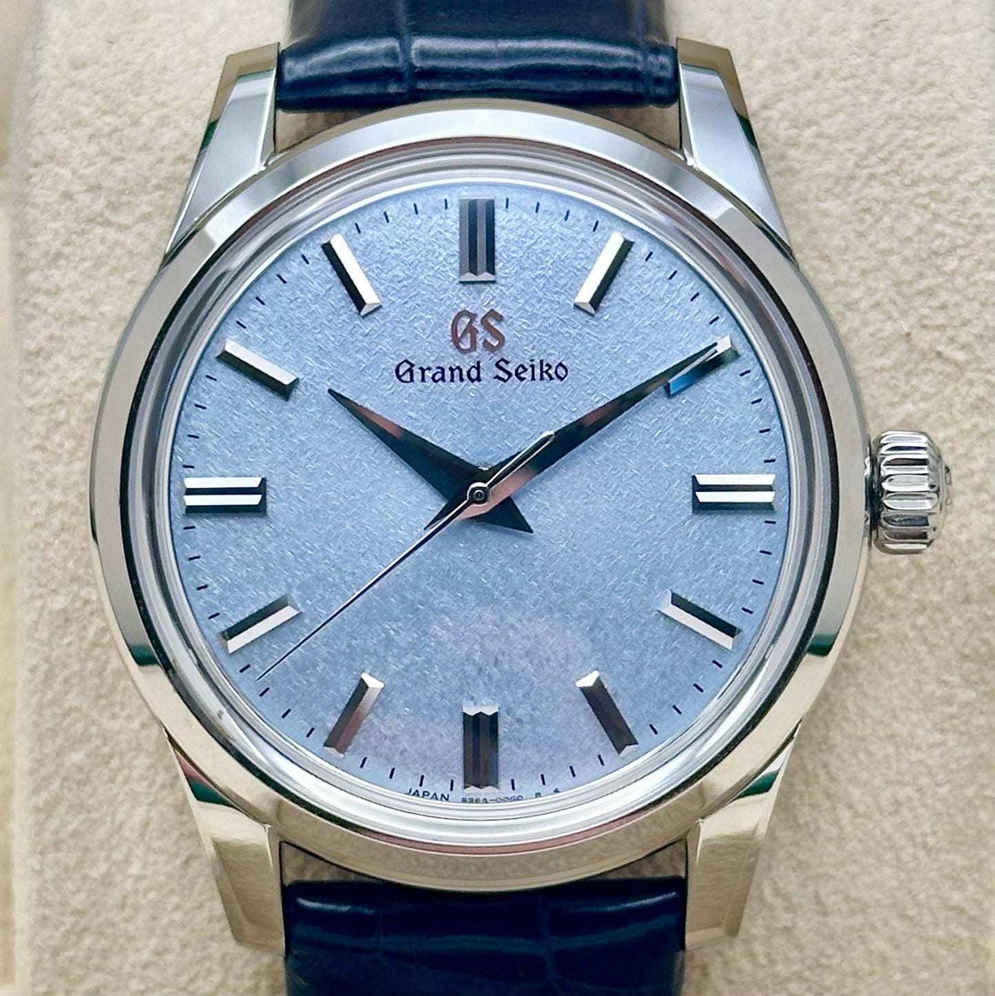 Elegance Collection Kishun Manual Winding Ref SBGW283