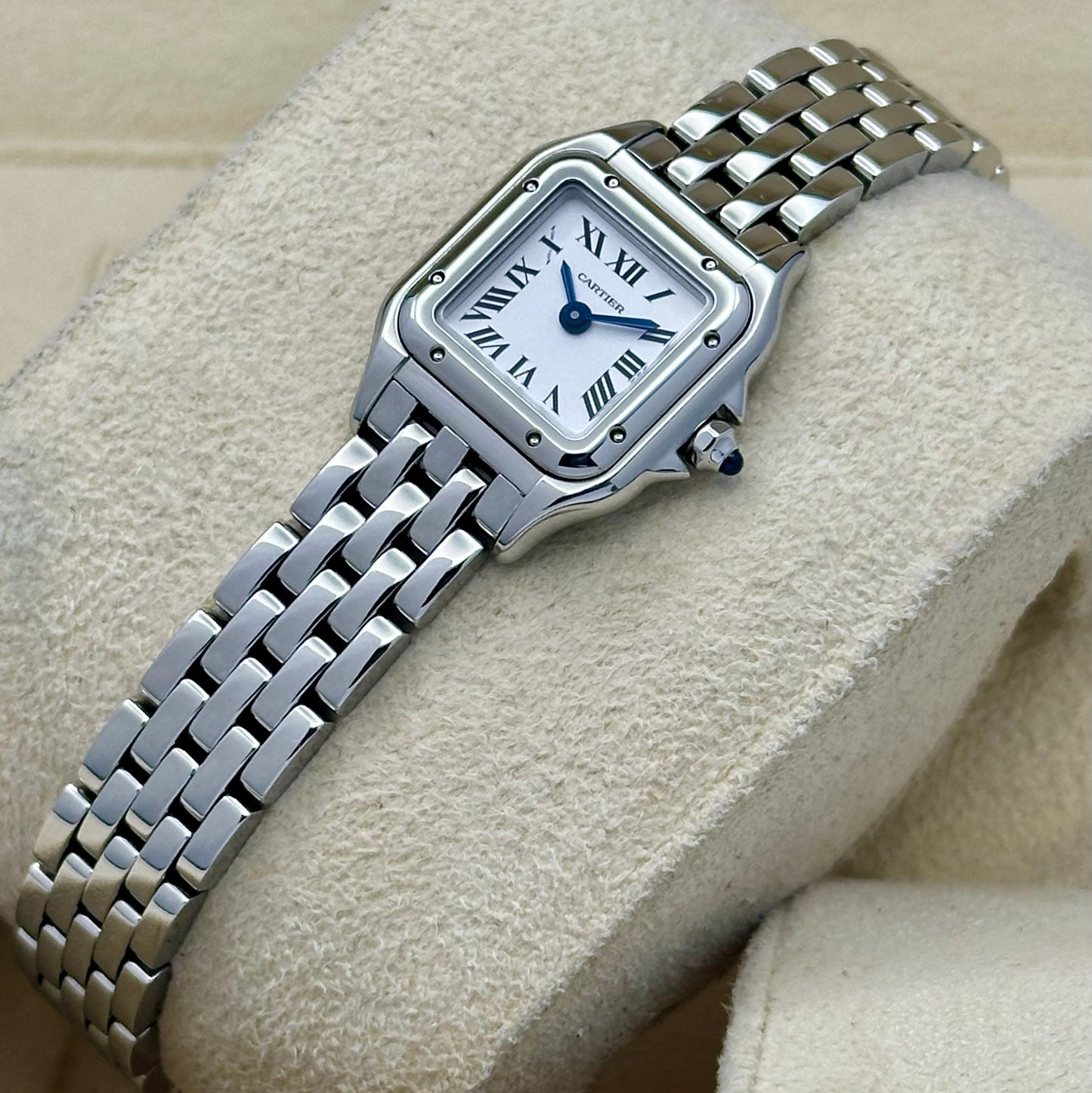 Panthére Mini White Romans Ref WSPN0012 2025
