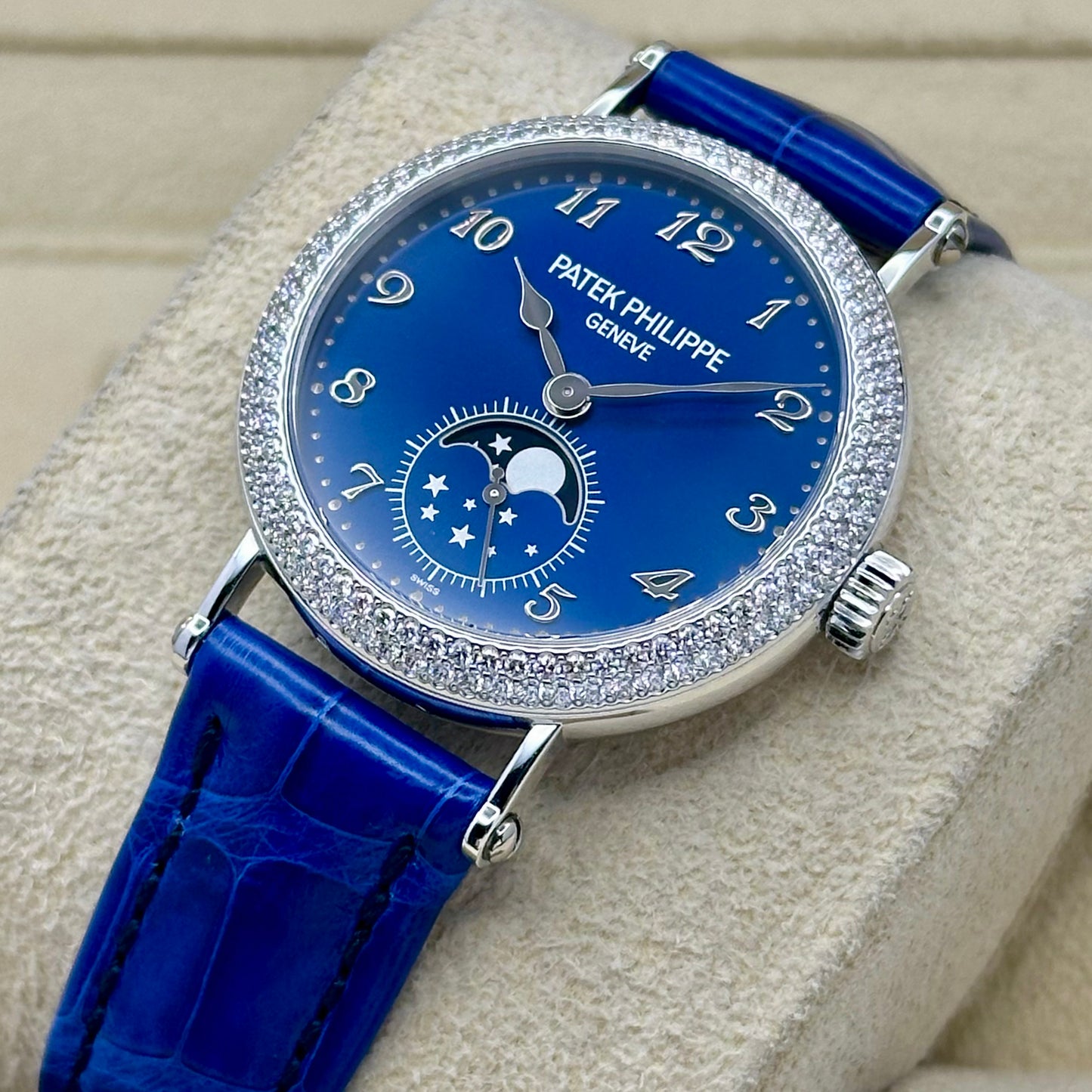Complications Factory Diamond Bezel 18K White Gold Sunburst Blue Ref 7121/200G-001 2025