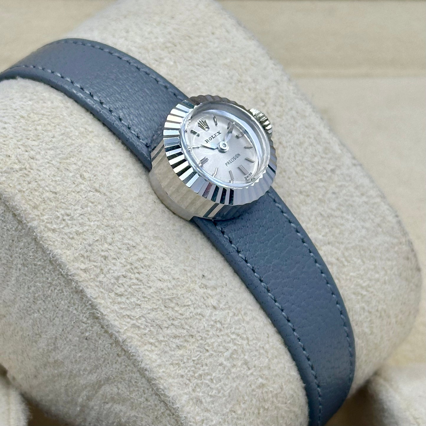 Precision 18K White Gold Fluted Bezel Ref 8788 1970