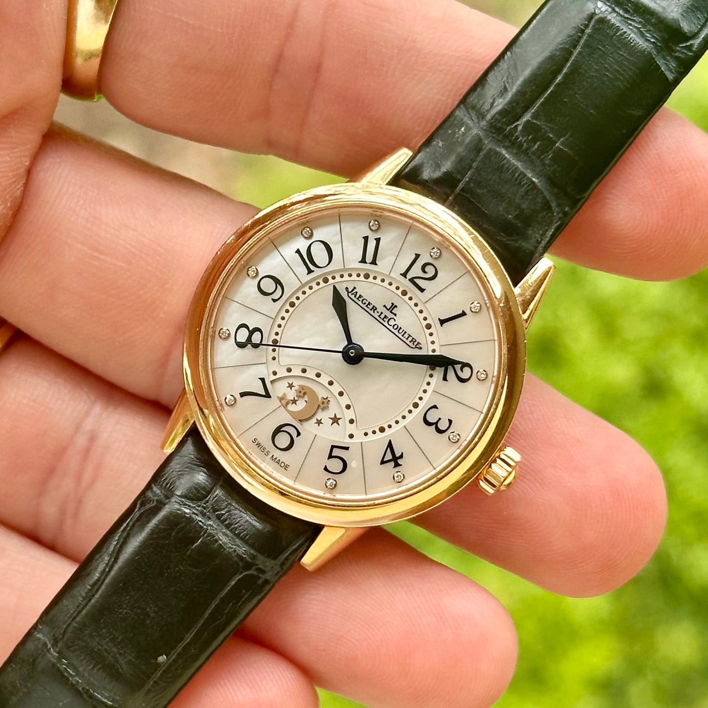 Rendez-Vous 18K Rose Gold Mother of Pearl Diamond Dial Ref Q3462491