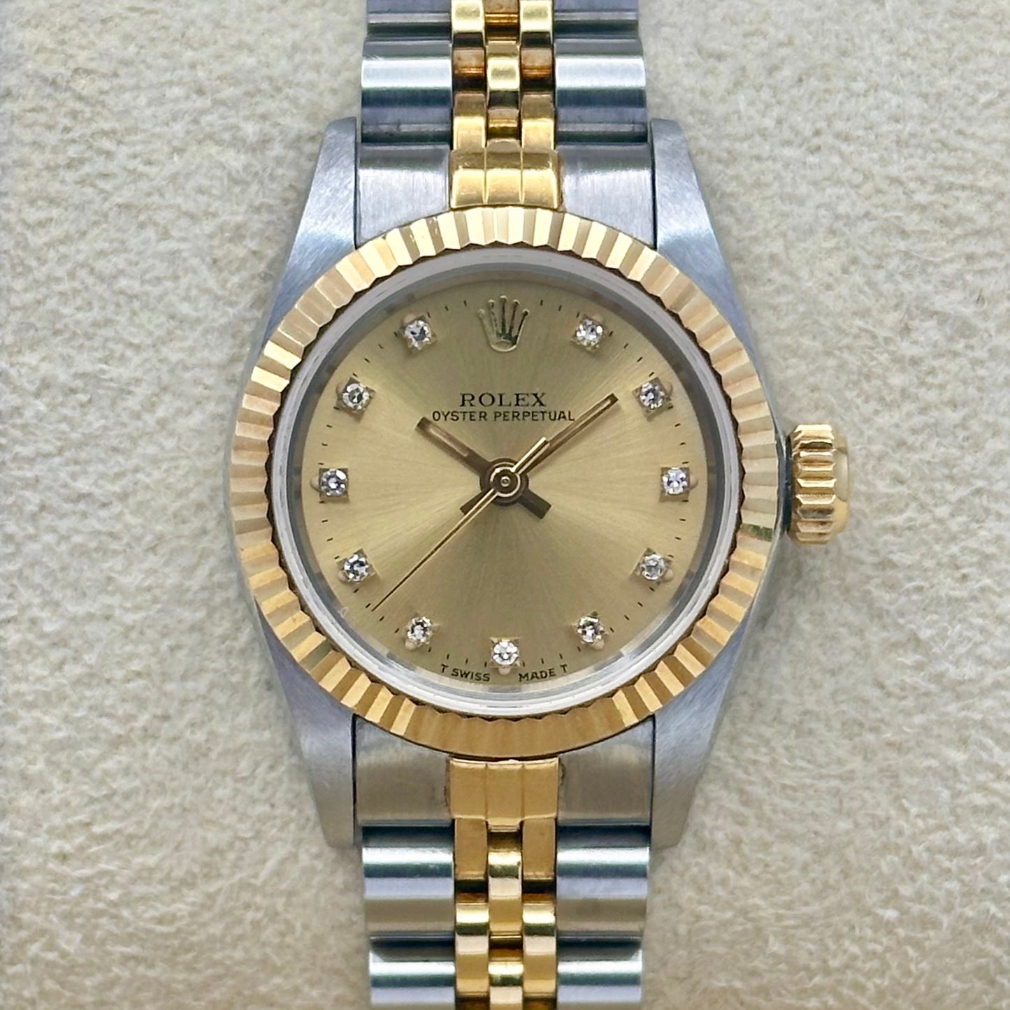 Oyster Perpetual 26 Champagne Diamond Dial 18K Yellow Gold Ref 67193 1991