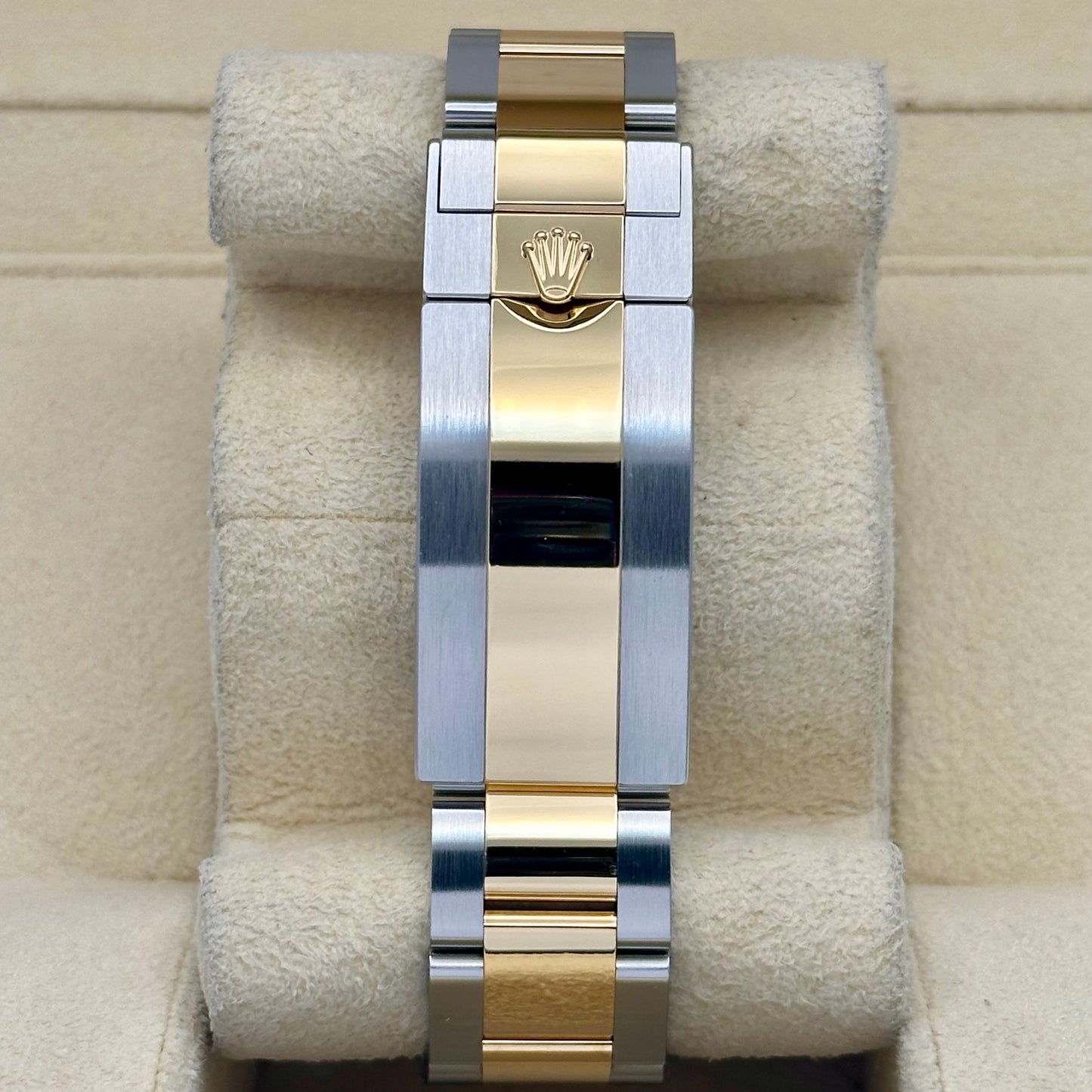 Submariner Date Bluesy 18K Yellow Gold Ref 126613LB 2022