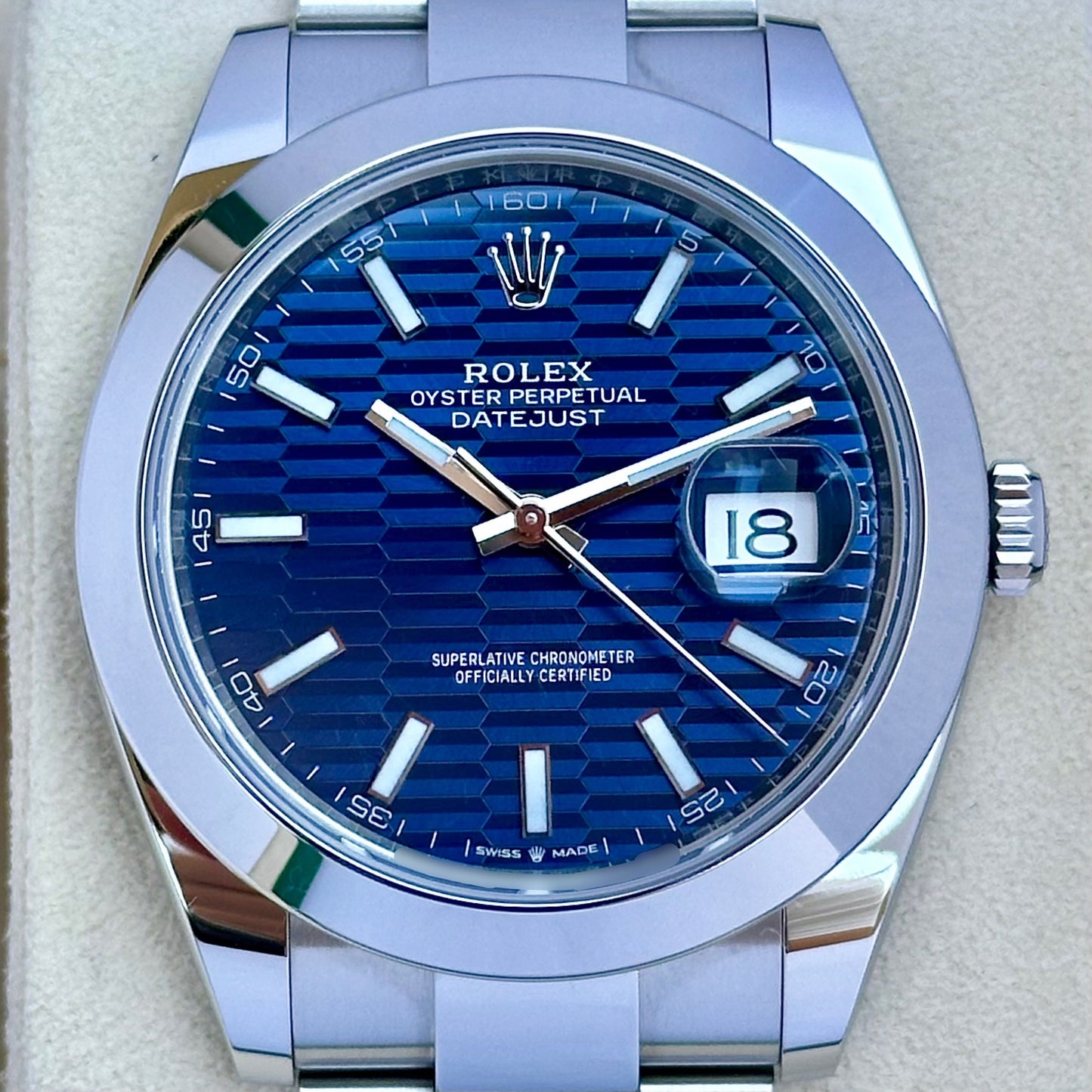 Datejust 41 Motif Blue Ref 126300 2023