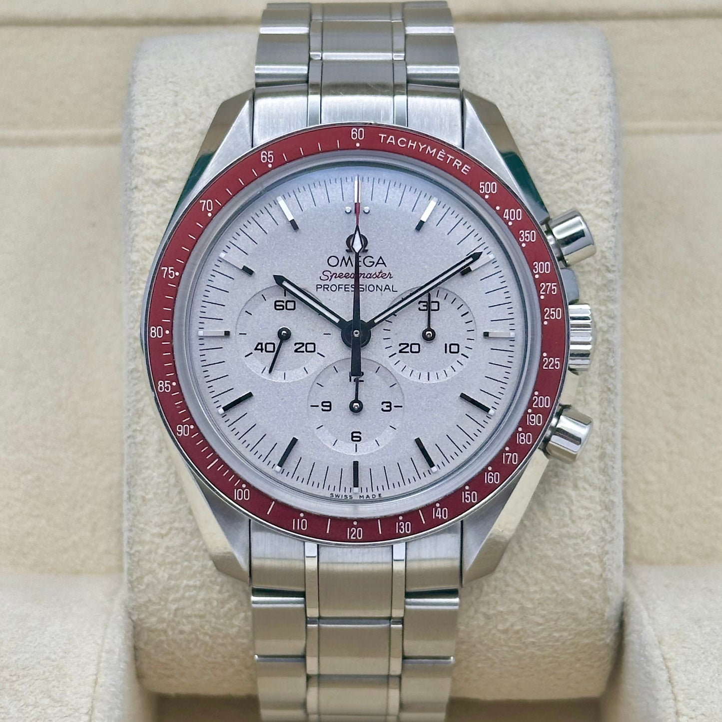 Speedmaster Professional Tokyo 2020 Olympics Rising Sun Ref 522.30.42.30.06.001 2020