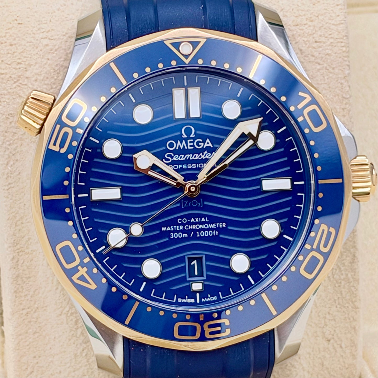 Seamaster 300 Blue 18K Yellow Gold Ref 210.22.42.20.03.001 2025