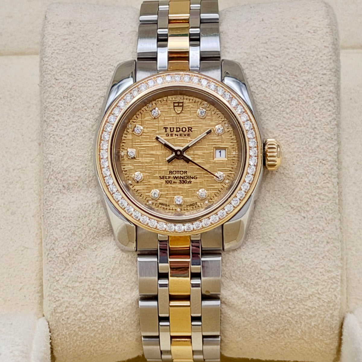 Classic Date Factory Diamond Bezel 18K Yellow Gold Ref 22023 2021
